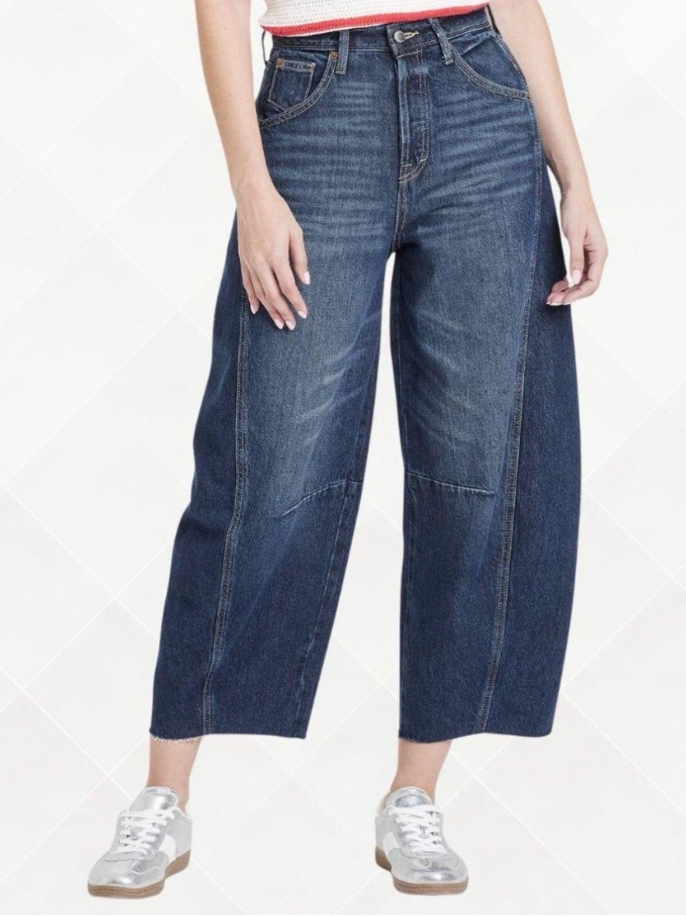 Women's High-Rise Easy Barrel Ankle Jeans - Universal Thread Medium Wash 2 NWT